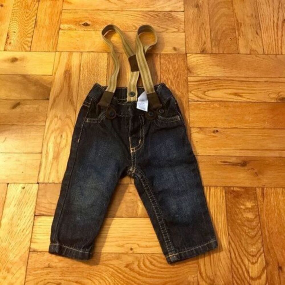 Caters suspender jeans size 3 months​​